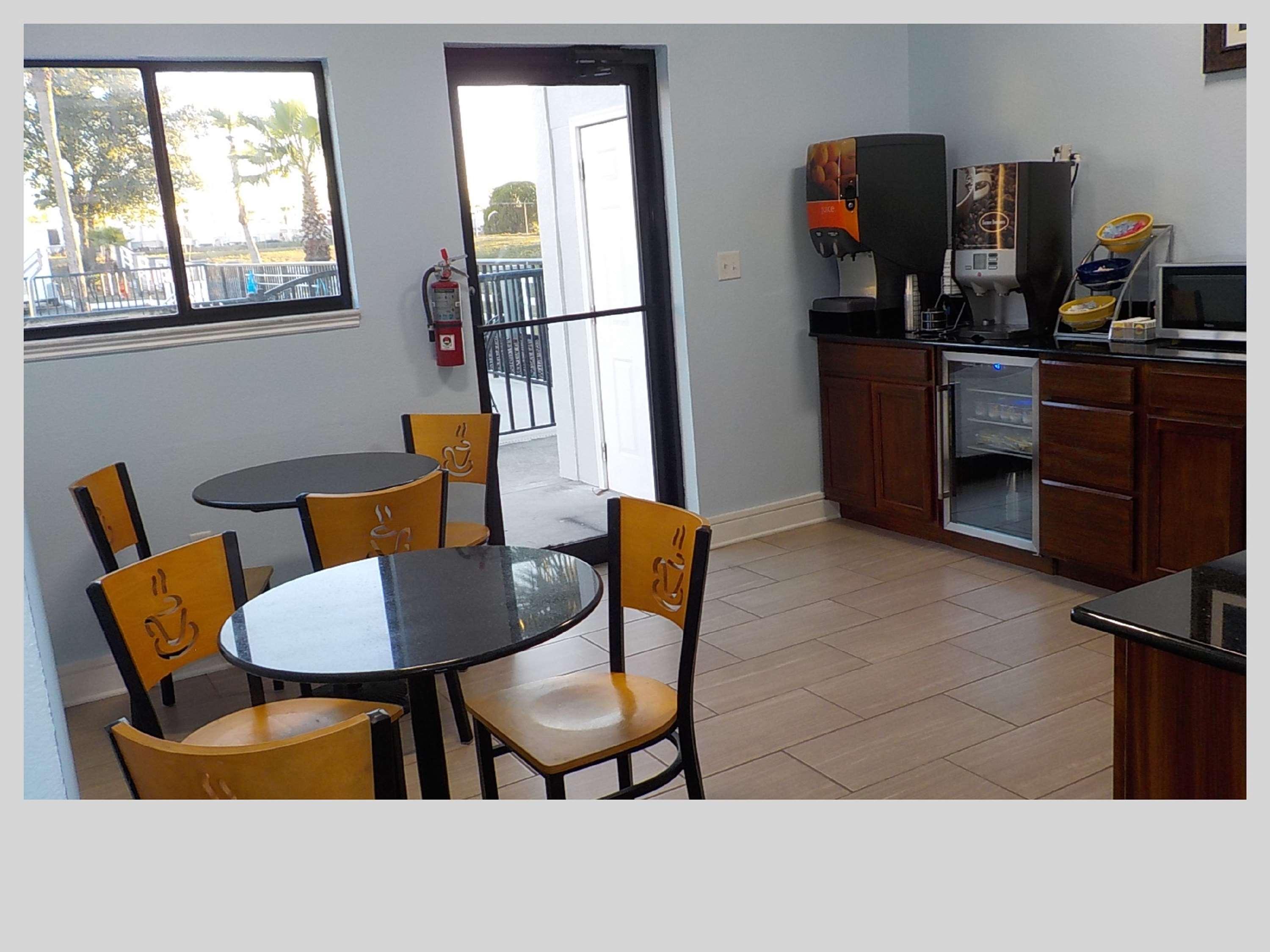 巴扎莱尔贝斯特韦斯特酒店 Montemorelos 外观 照片
