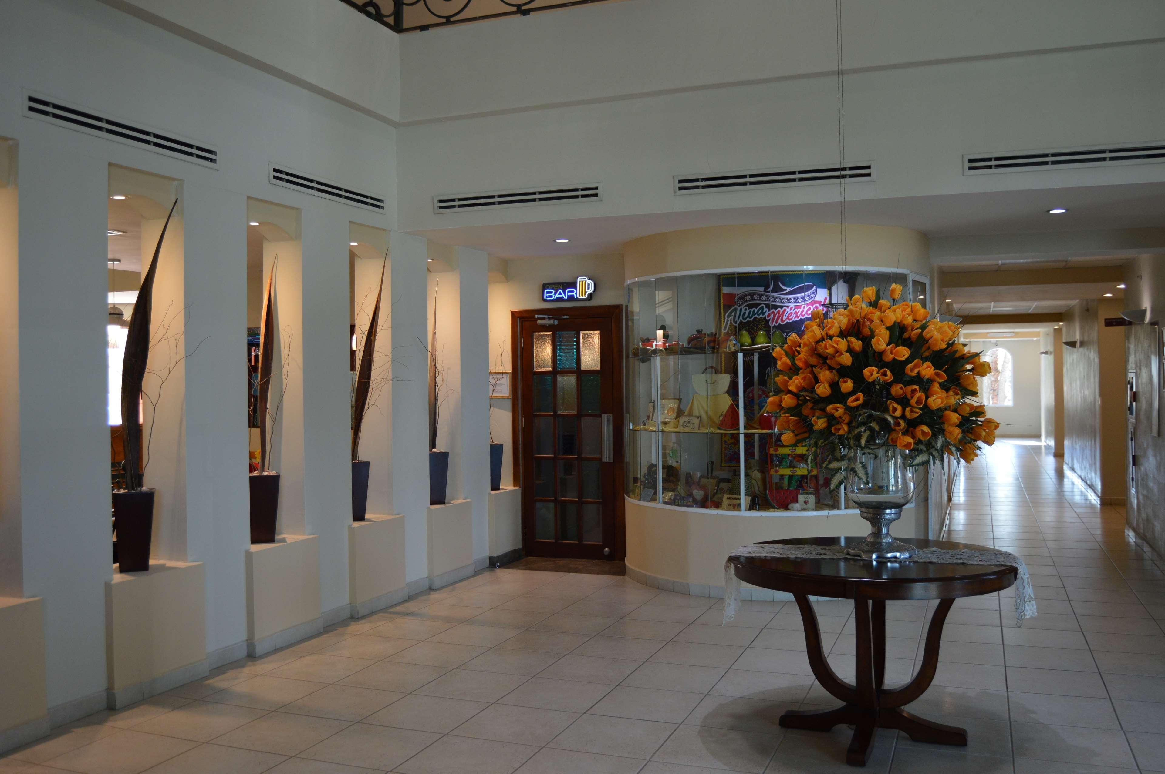 巴扎莱尔贝斯特韦斯特酒店 Montemorelos 外观 照片