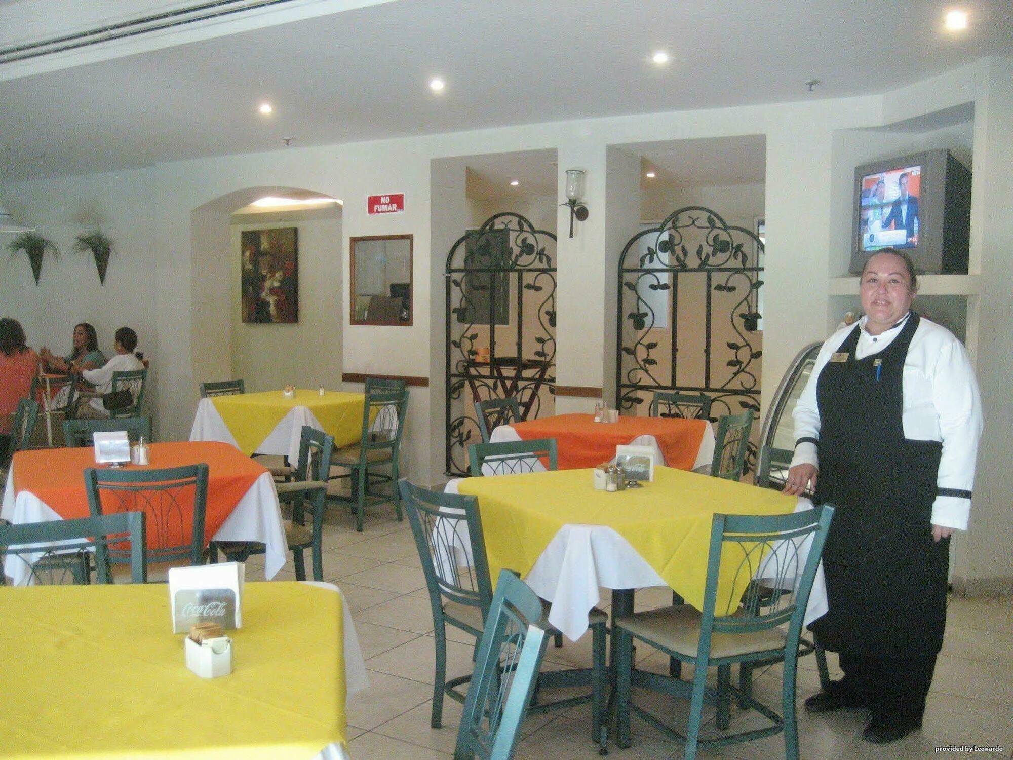巴扎莱尔贝斯特韦斯特酒店 Montemorelos 外观 照片