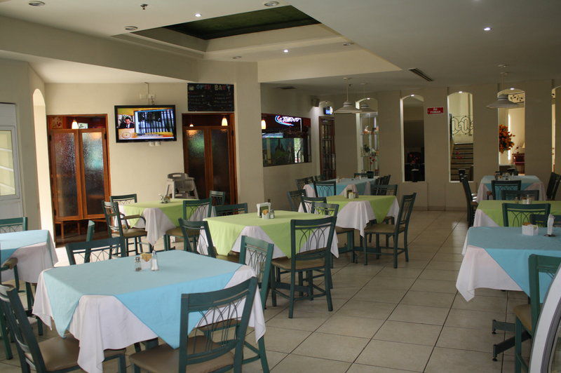 巴扎莱尔贝斯特韦斯特酒店 Montemorelos 外观 照片